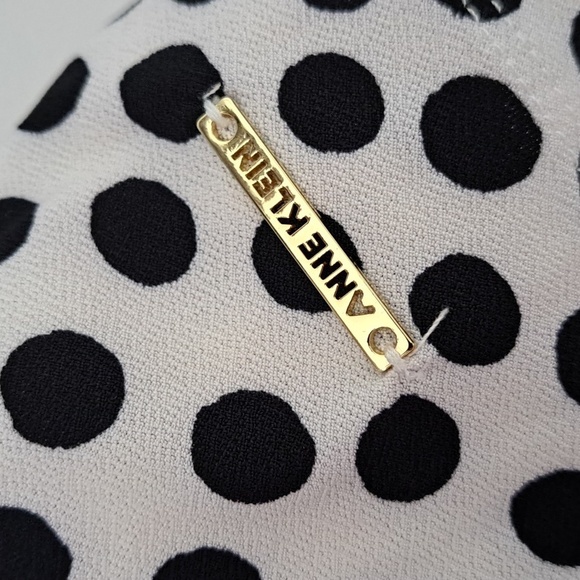 Anne Klein polka dot blouse size medium - Picture 6 of 7